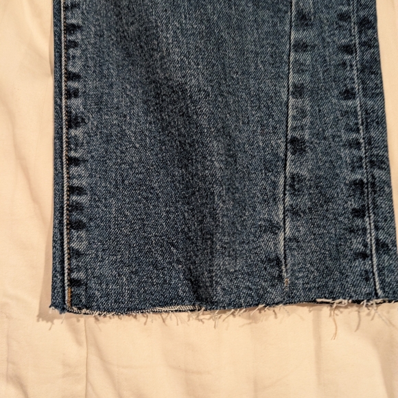 NWT. Classic Blue Women's Jeans - Picture 2 of 9